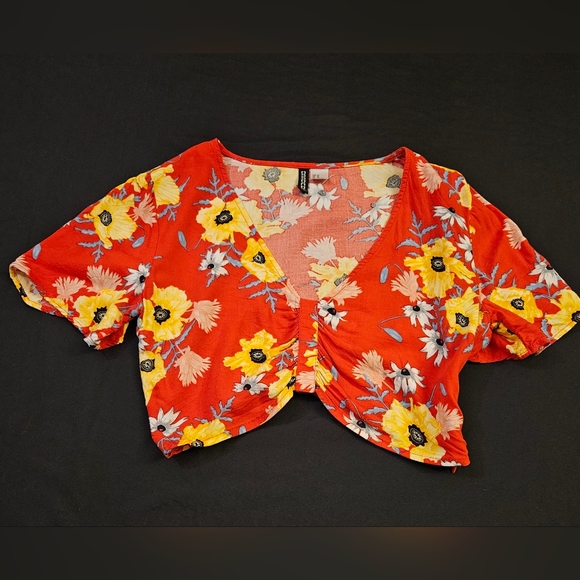 💵3/$20 Divided H&M Floral short-sleeved Crop Top Belly Shirt - Picture 10 of 13